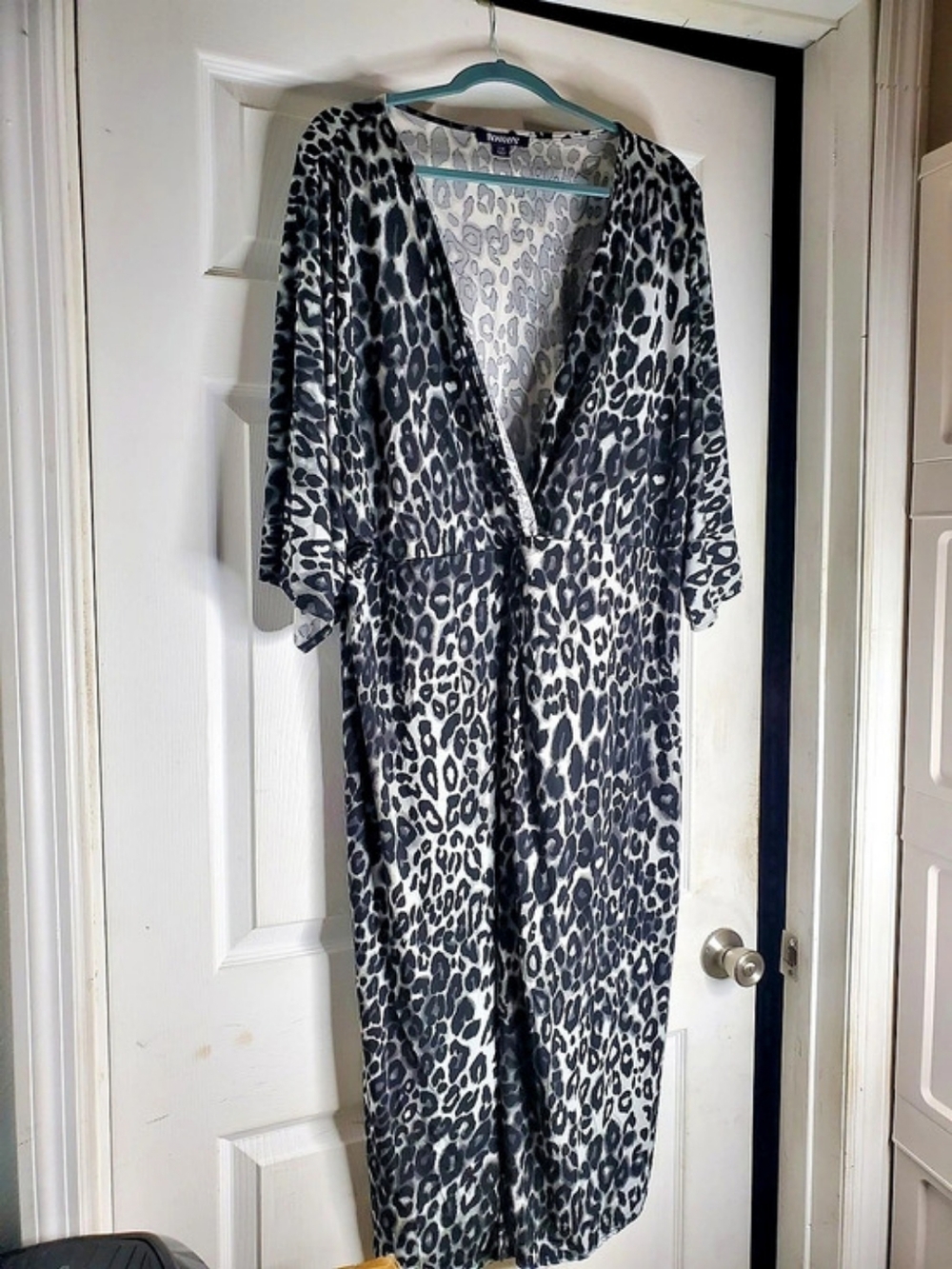 Romans Leopard Print Midi Dress With Front Split